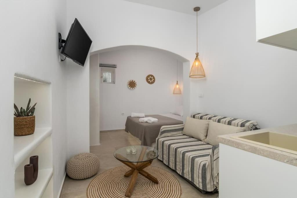 Agathi'S House Apartment Triovasalos Exterior photo
